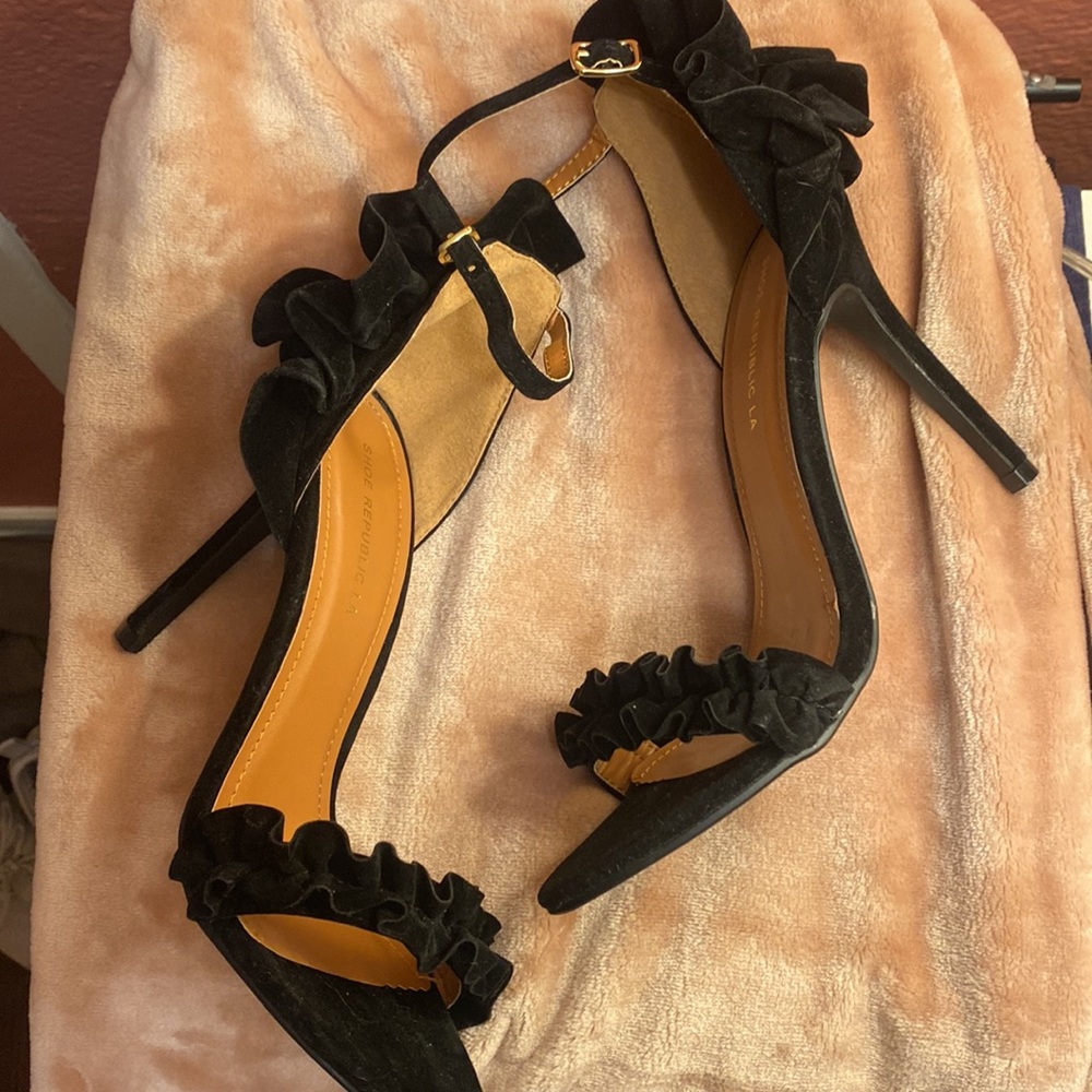 Shoe Republic LA Black Heels
